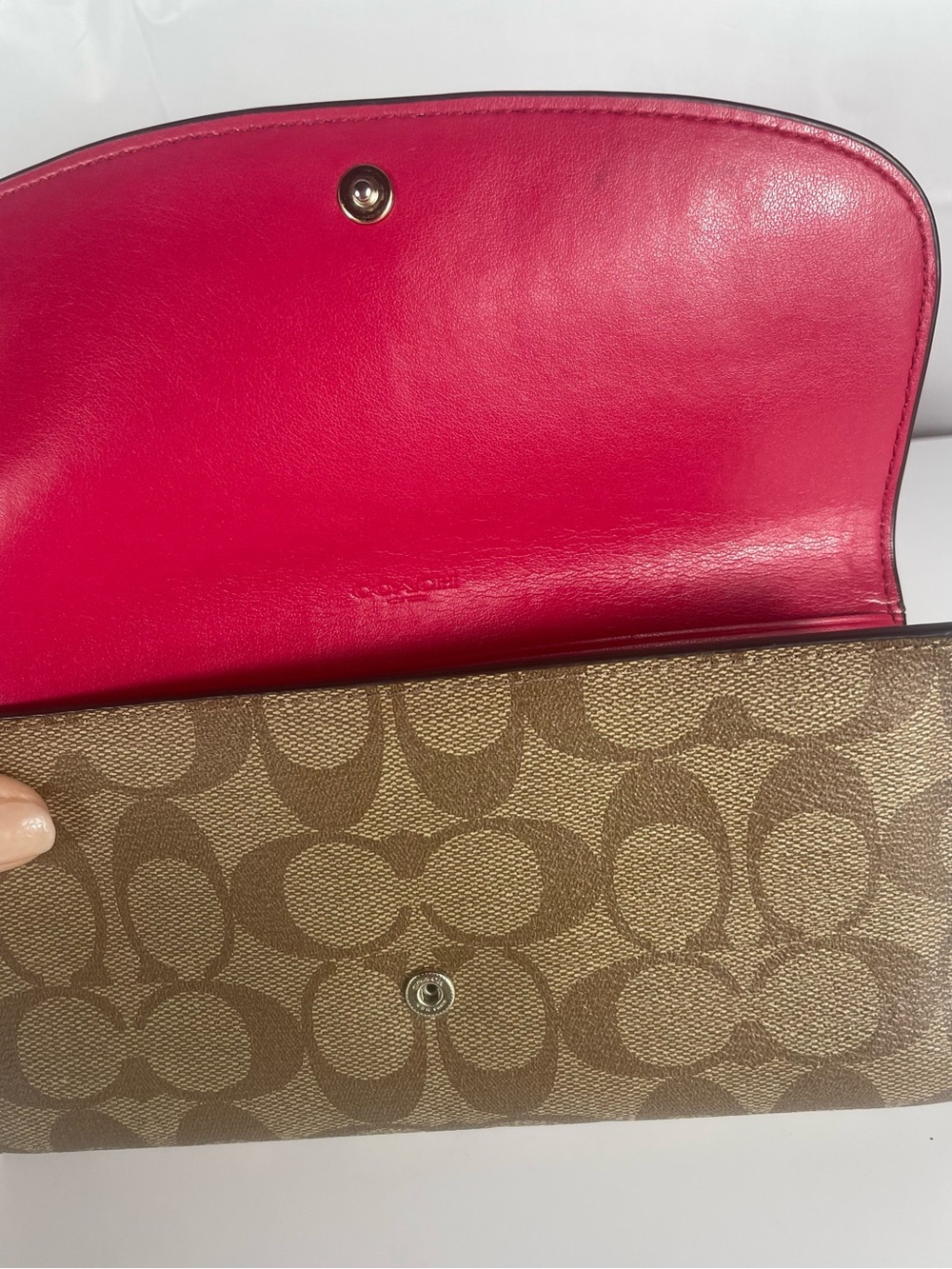 Coach Tri-Fold Wallet -COA - Picture 7 of 12